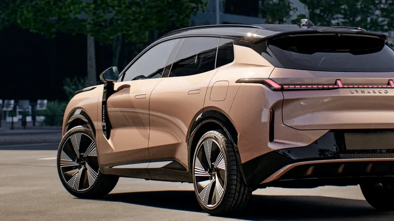 Este SUV híbrido con 540 litros de maletero y 200 km de autonomía eléctrica firma 200.000 ventas en 30 mercados (España incluida)