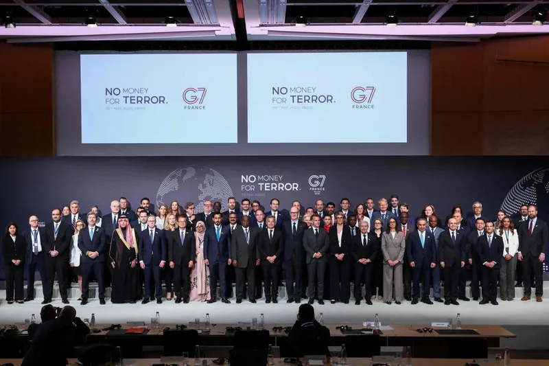 El G7 se compromete con la "cooperación multilateral" ante los riesgos para la economía mundial
