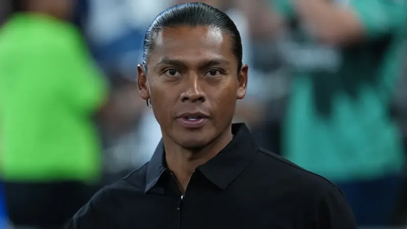 Joel Huiqui vive sus momentos más críticos en Cruz Azul de cara al duelo contra Toluca