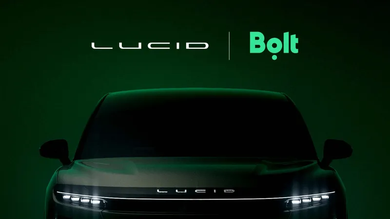 El megaplan para llenar Europa de robotaxis: Lucid y Bolt se alían para desplegar 25.000 coches eléctricos autónomos