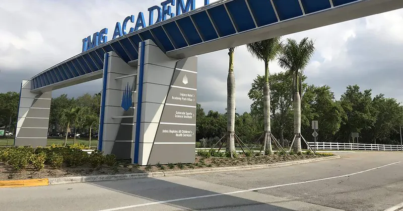 Exesposa de capo mexicano se declara culpable de pagar con dinero del narco el colegio en Florida