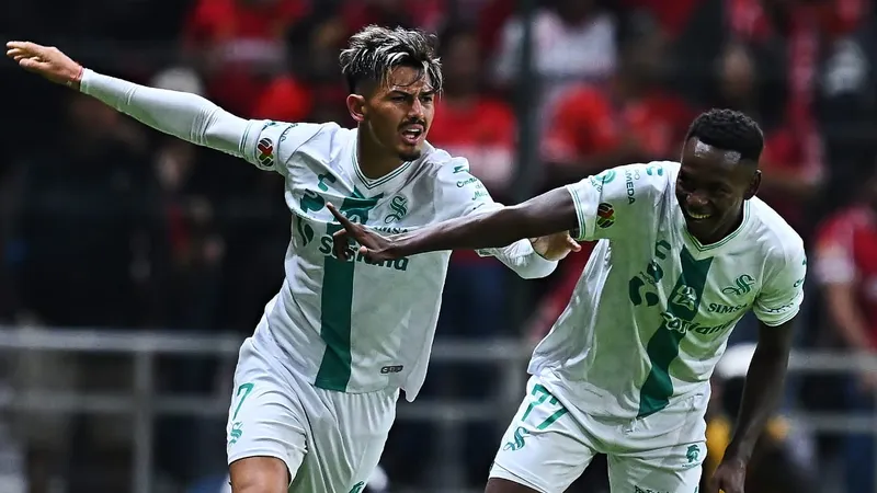 ¿Y esto? Santos dio la sorpresa y apagó el fuego de Toluca
