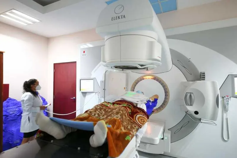 Centro Oncológico: Avance científico y tecnológico con un trato humanizado al paciente y sus familias