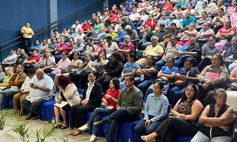 Padres de familia se suman a la nueva Estrategia de Educación 2027-2030
