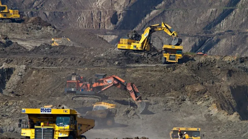 La carrera entre EE. UU. y China por los minerales de la IA y los autos eléctricos tiene ganadores inesperados: el Congo, Brasil y Kazajistán