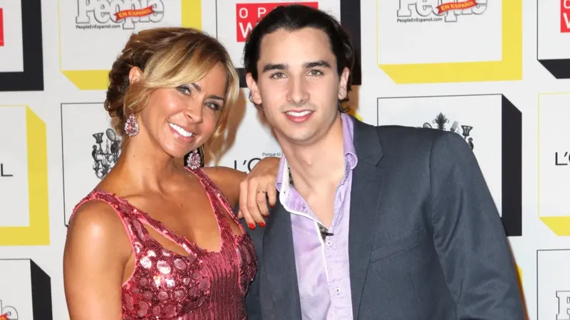 Aylín Mujica conmueve con su despedida tras la muerte de su hijo Mauro
