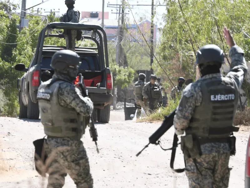 Despliegan en México un operativo por tierra y aire tras actos de violencia con drones y explosivos
