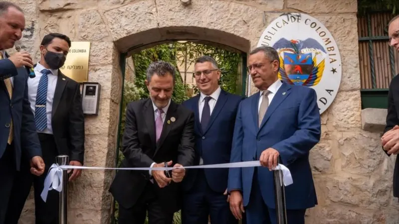 Gobierno colombiano abre embajada ante el régimen sionista