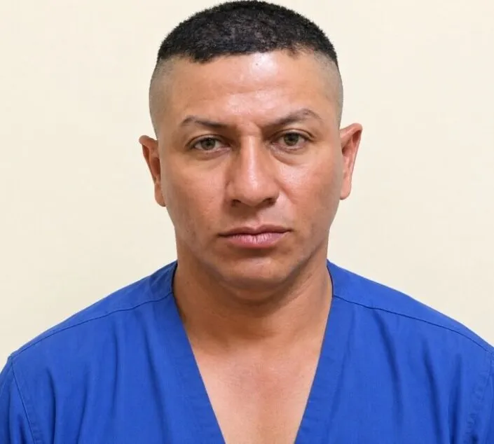 A juicio por homicidio tras seis años prófugo: lo acusan de matar a un hombre por negarse a invitarle licor