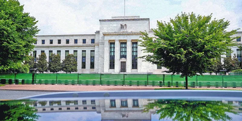 Débiles datos de empleo y baja de la población activa podrían reavivar el debate laboral en la Fed