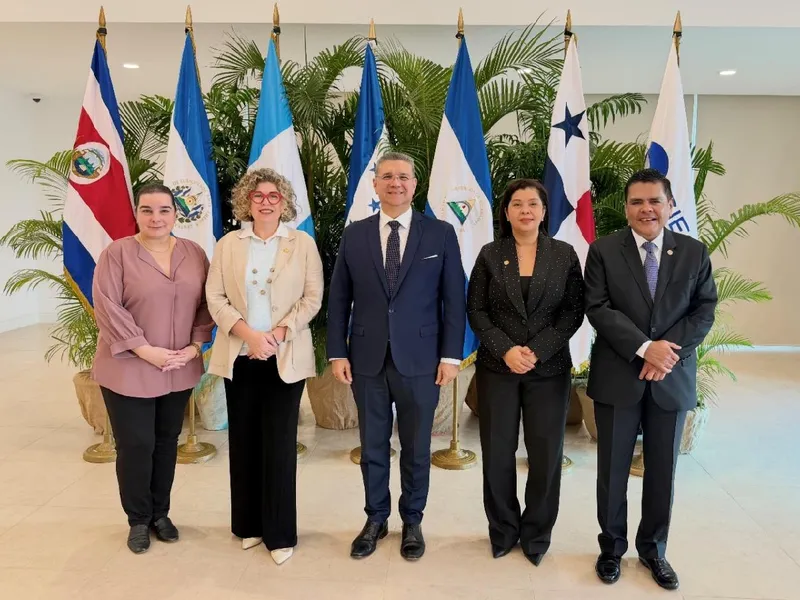 Reunión del Consejo de Ministros de Integración Económica