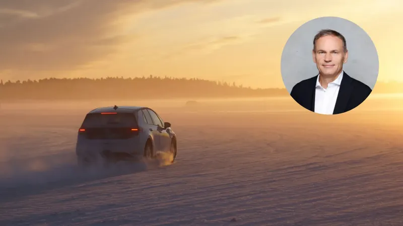 Oliver Blume, CEO de Volkswagen, reconoce que "estamos en medio de la mayor convulsión de nuestro sector" y anuncia 20 modelos en 2027