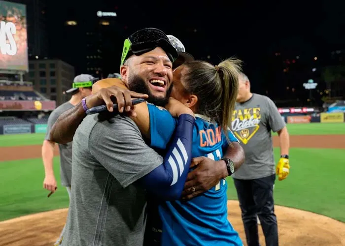 Cerveceros palpitan con ganas el cruce ante Dodgers por el banderín de la Liga...