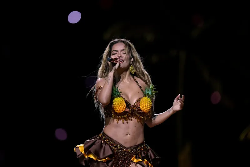 Karol G celebró un año de su álbum Tropicoqueta