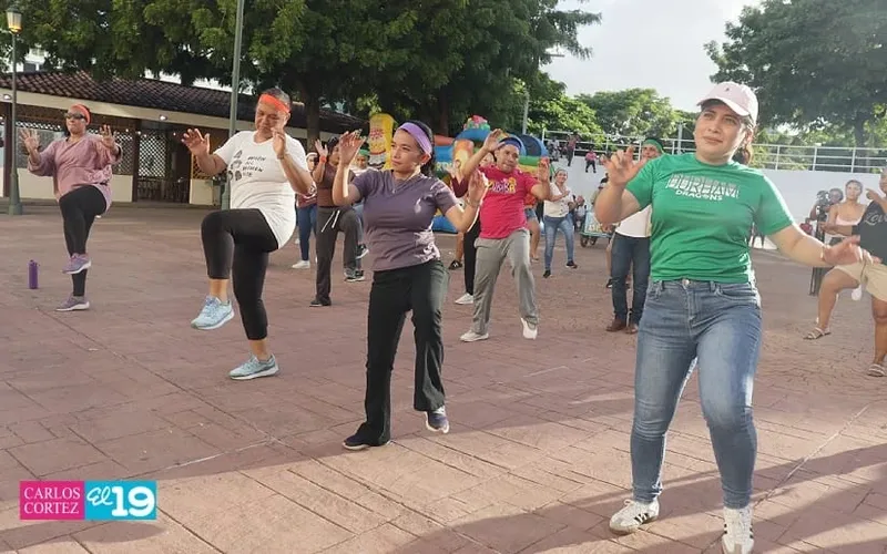 Estudiantes de Zumba realizan “Bailatón”