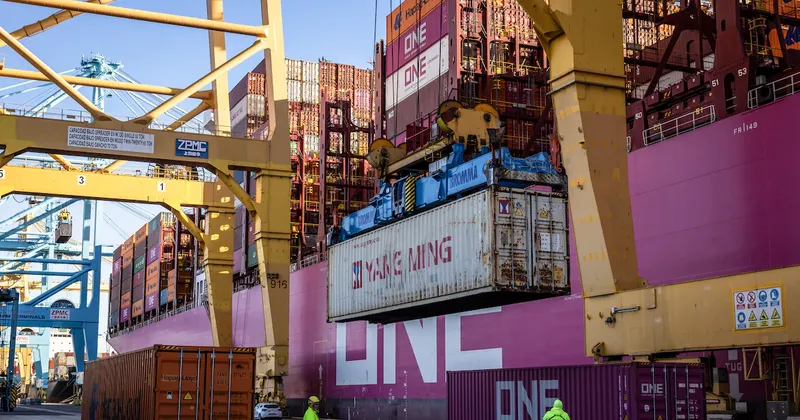 Unión Europea acelera entrada en vigor de acuerdo comercial con EE.UU. ante presión de Trump