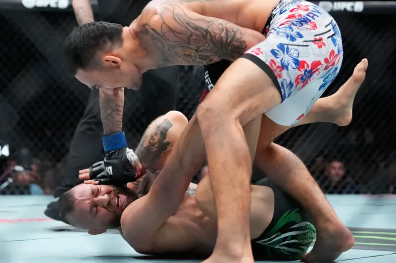 Desastroso regreso de Conor McGregor a UFC 329, perdió por una lesión en el primer round