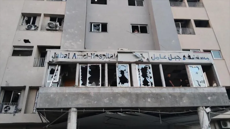 Ataque israelí cerca de un hospital en Líbano deja 4 muertos y 127 heridos