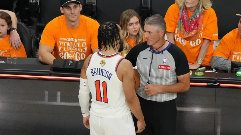 La NBA investiga el incidente de Brunson con unos aficionados de los Spurs