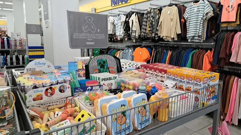 Adiós al rival de Primark: cerrará 13 tiendas en toda España y cambiará totalmente su modelo