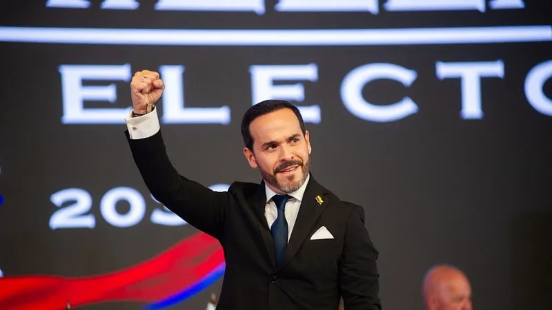 De la Espriella propone una inédita toma de posesión en Colombia