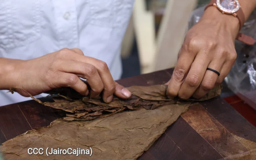 Manos nicaragüenses que transforman tradición en arte destacan en EXPOPYME 2026