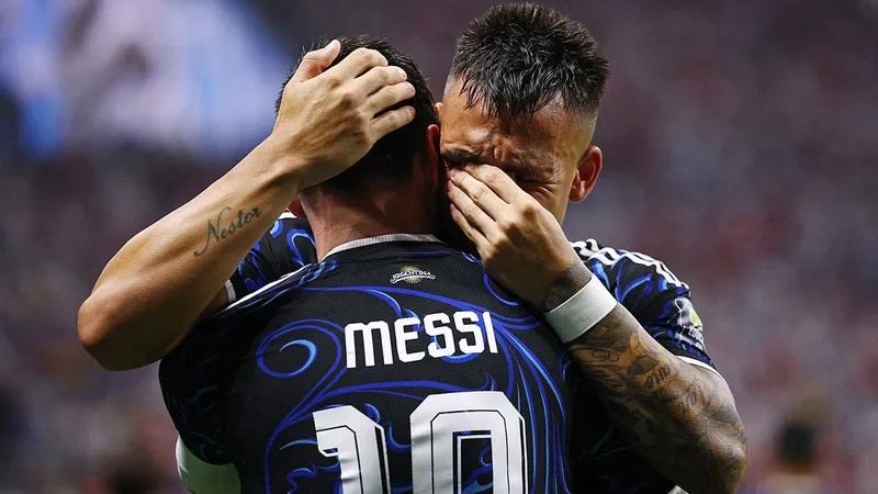 Lautaro Martínez rompe el silencio sobre Lionel Messi y Julián Álvarez
