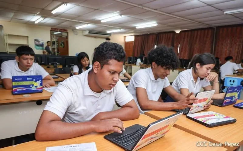 Nicaragua apuesta por una educación basada en innovación y formación profesional