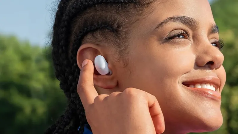 AliExpress hunde el precio de sus auriculares más buscados: son de Xiaomi y se adaptan a cualquier usuario