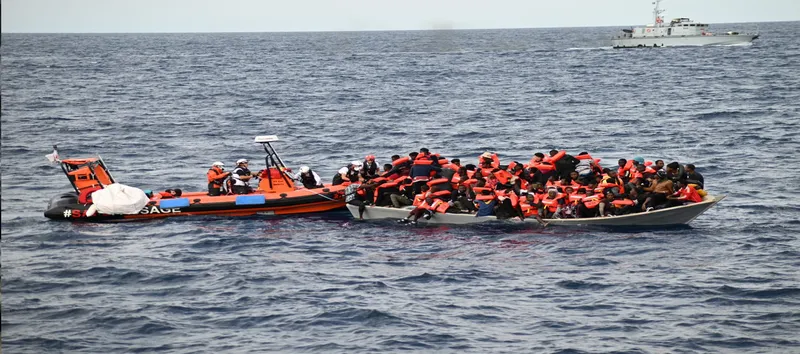 Crisis migratoria en Europa deja rescates y desaparecidos en el canal de la Mancha...