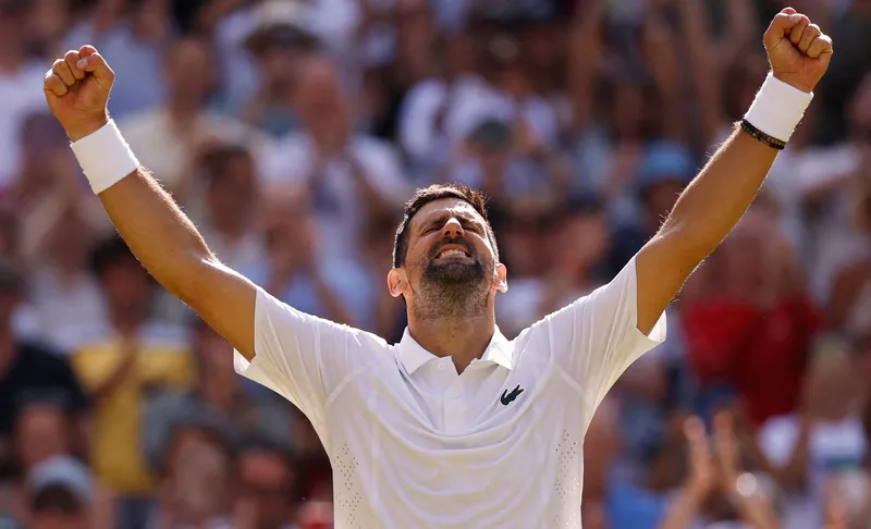Novak Djokovic alcanzó un récord de Roger Feder en Wimbledon