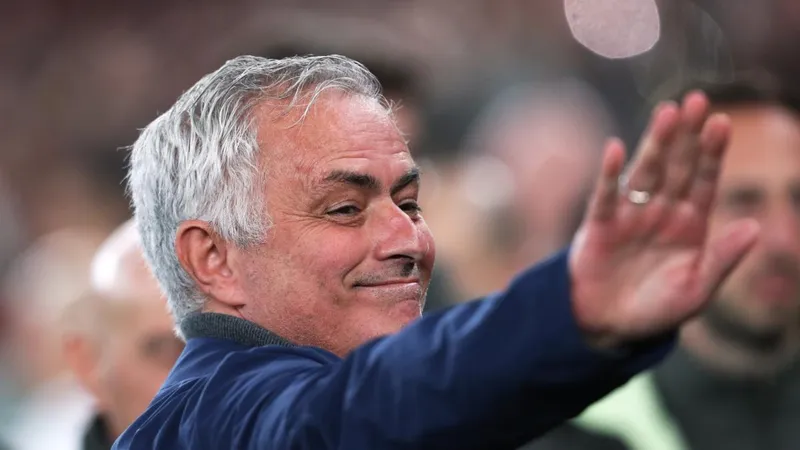 Florentino Pérez anuncia ¡el fichaje de Mourinho!