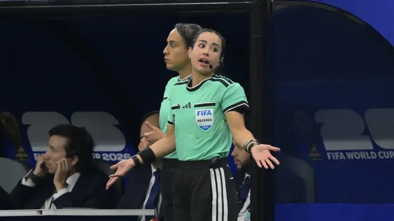 Katia Itzel García debutará en el Túnez vs. Países Bajos y César Ramos hará historia en el Brasil vs. Escocia