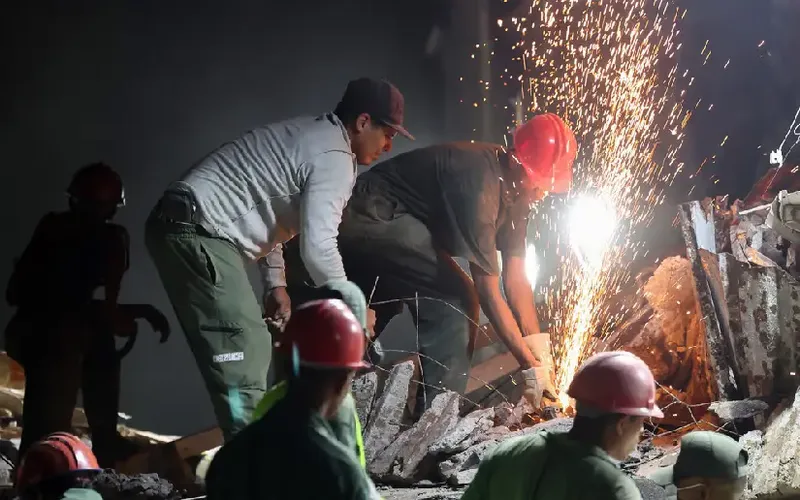 Aumenta a más de 160 muertos y más de 900 heridos el número de las víctimas de terremotos en Venezuela