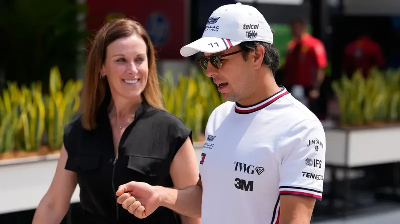 Checo Pérez visualiza la exigencia del Gran Premio de Baréin