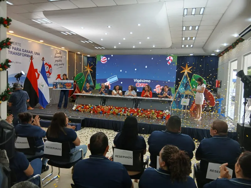 Lotería Nacional lanza sorteo navideño con premio mayor de C$55 millones