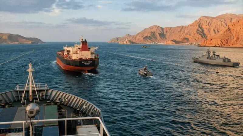 Irán: Apoyar el bloqueo naval de EEUU es complicidad en una acción hostil