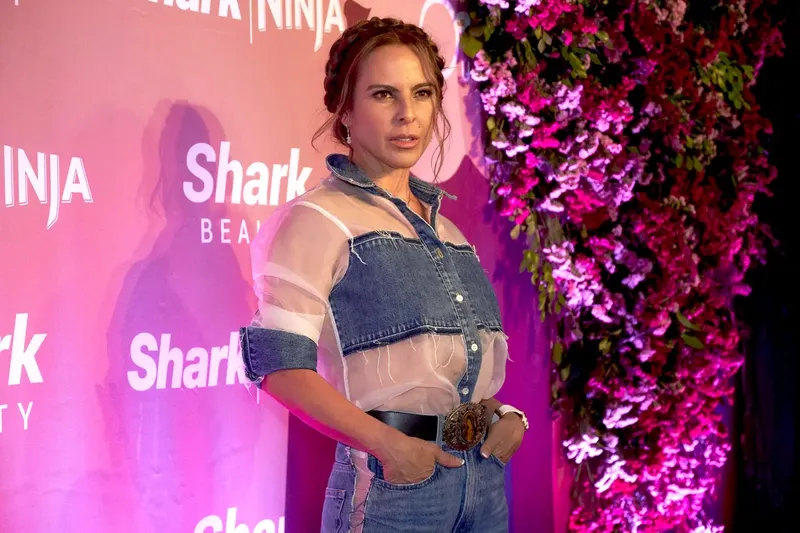 Entre lágrimas, Kate del Castillo le dice adiós a “La Reina del Sur”: “Son muchas emociones”