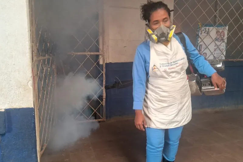 Realizan jornada antiepidémica en 600 viviendas en Laureles Norte