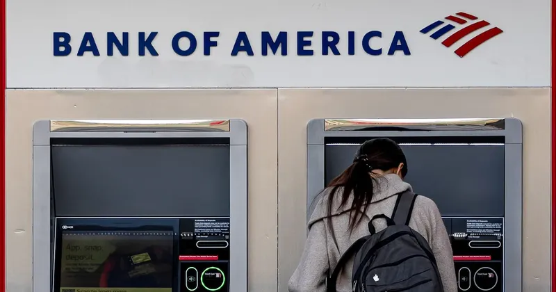 BofA no alcanza previsiones tras caída en operaciones bursátiles y cargo de US$1.200 millones por sanciones