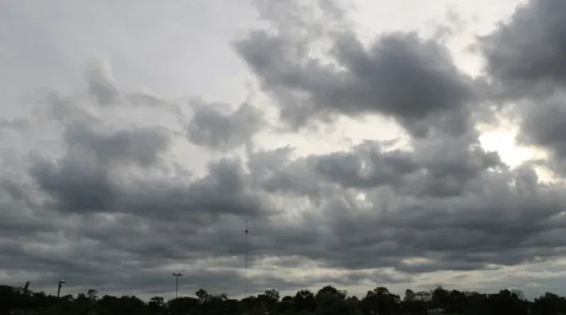 Onda tropical 19 genera lluvias y fuertes vientos en Nicaragua