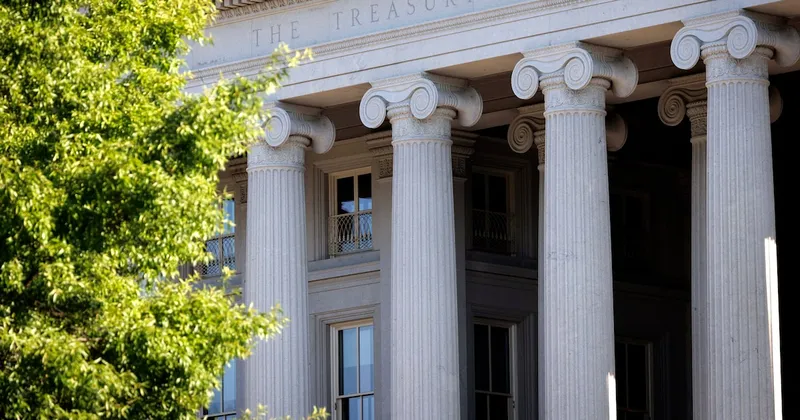 Rendimiento de bonos del Tesoro a 30 años alcanza máximo desde 2004 y se extiende la ola de ventas