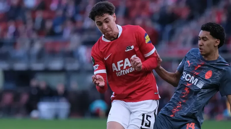 Mateo Chávez conquista a los Países Bajos con un espectacular premio al mejor gol del mes