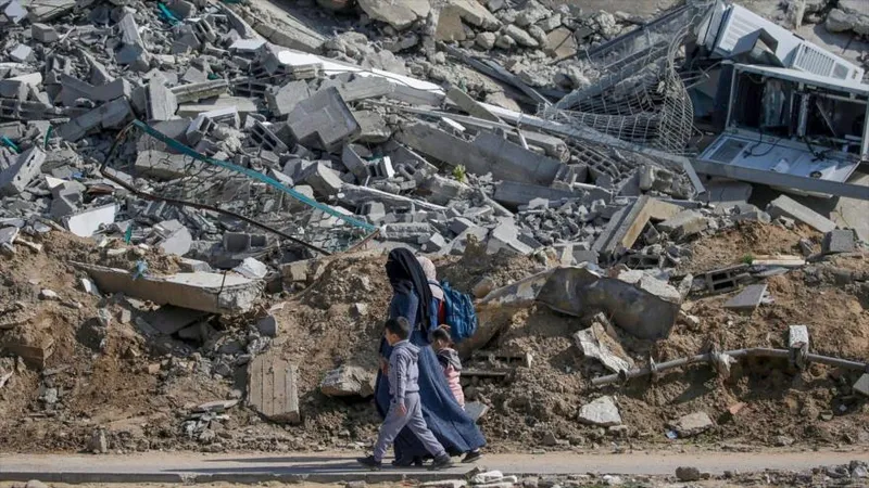 Israel continúa demoliendo edificios en Gaza pese al alto el fuego