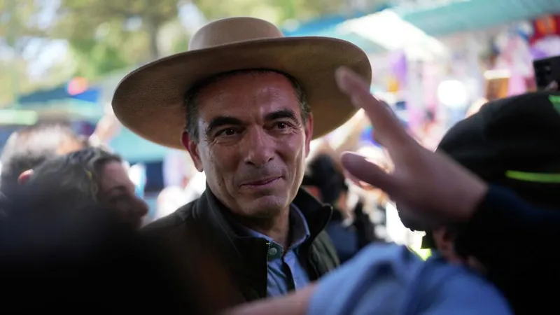 "Prefiero invertir en refinación que en subvención", dice Paz sobre los combustibles en Bolivia