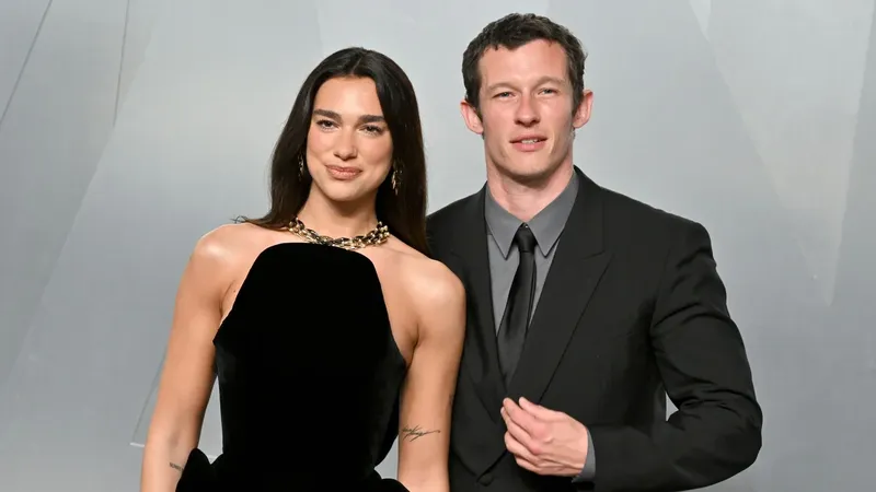 Dua Lipa se inspira en un legendario 'look' nupcial para su primera boda con Callum Turner en Londres