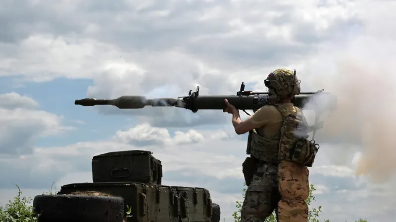 Las FFAA de Rusia neutralizan tres sistemas lanzacohetes múltiples en la última jornada de combates