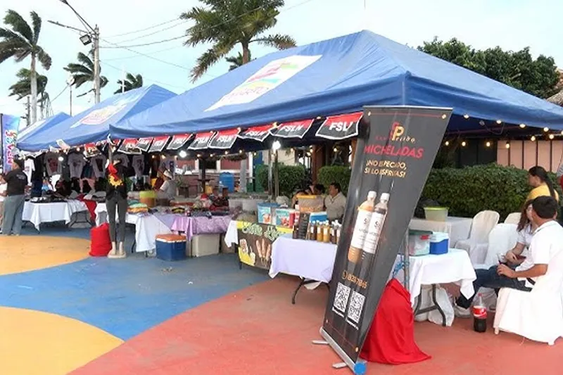 Jóvenes emprendedores destacan en la feria por el 47/19