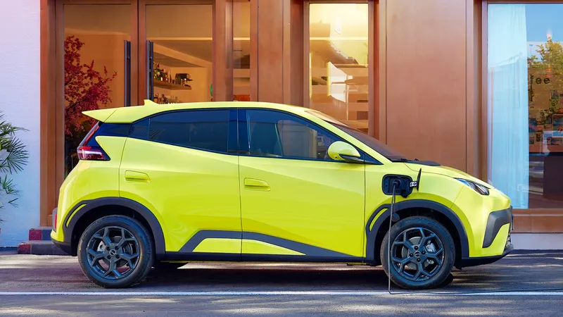 32.541 matriculaciones de coches enchufables en España consagran un mes de junio histórico, el segundo mejor del 2026