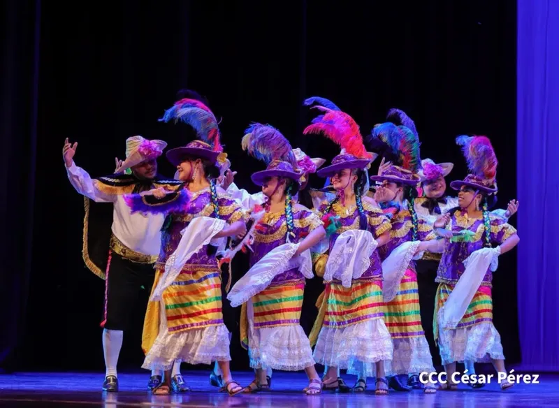 Un legado que se baila: Ballet Folklórico Mestizaje deslumbra en su 26 aniversario